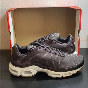 New Nike air max plus